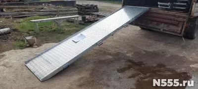 Погрузочный мост для грузовых авто