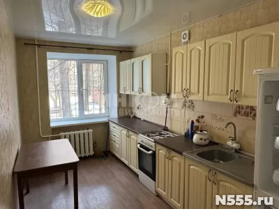 Продам 3-х комн кварт  в Центре г. Луганск улица Оборонная