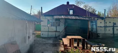 ПРОДАМ Шикарный участок в центре города с домом и гаражом .