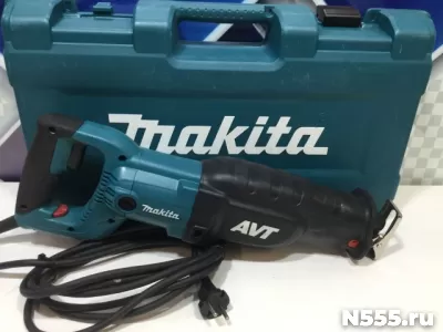 САБЕЛЬНАЯ ПИЛА MAKITA JR 3070 CT